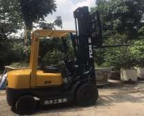 Xe Nâng Điện Hay Dầu Đang Lên Ngôi Trong Tháng 7 Này?