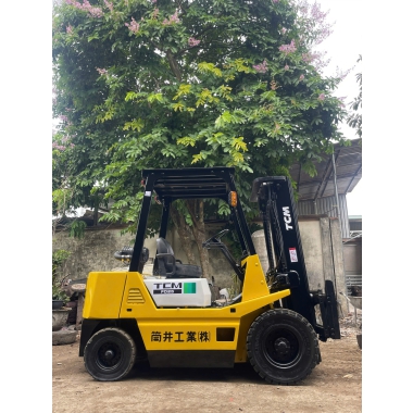 Xe Nâng TCM 2.5 Tấn Hàng mới về