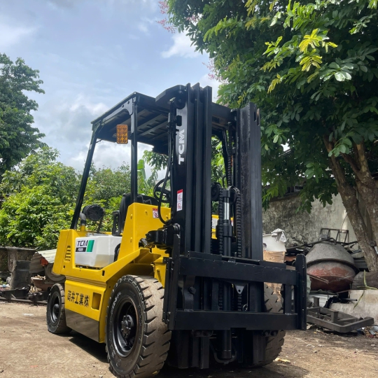 Xe Nâng TCM 2.5 Tấn Hàng mới về