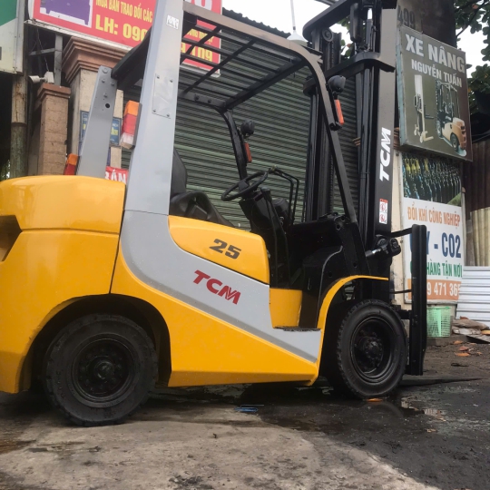Xe nâng hiệu TCM Trọng Tải 2 Tấn 5