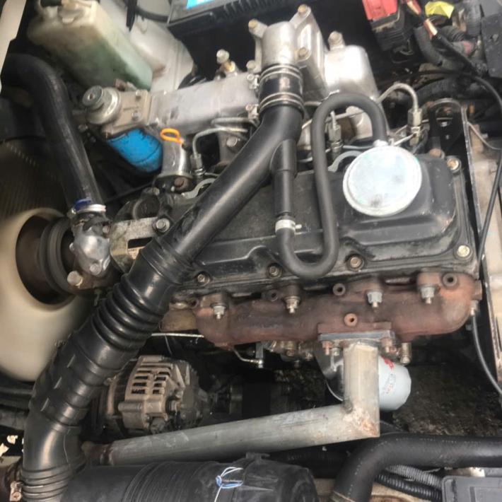 Xe nâng Nissan 2 tấn 
