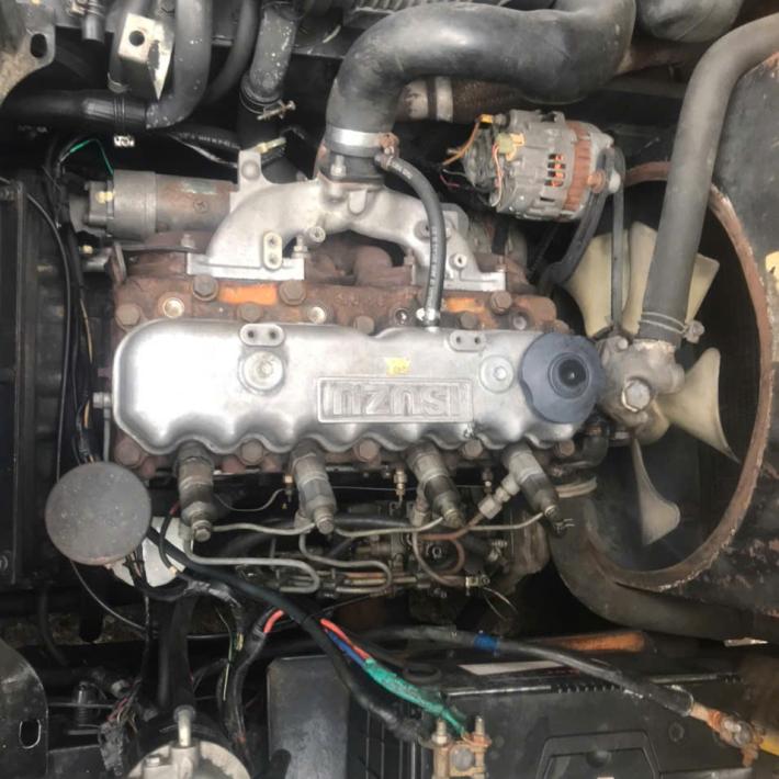 Xe nâng TCM 2.5 tấn – Máy dầu