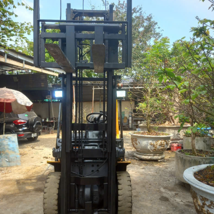 Xe Nâng TCM 2 Tấn 5-3 Mét