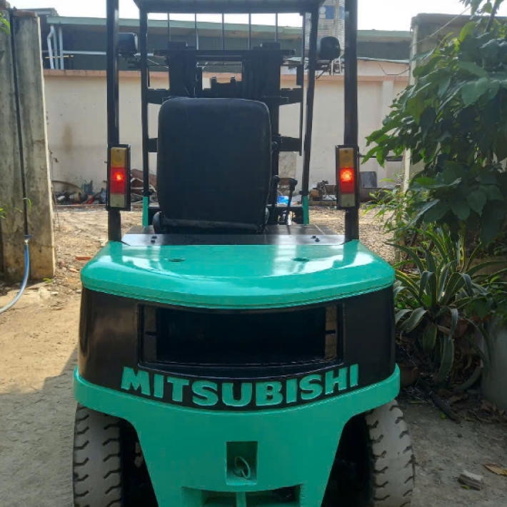 Xe nâng Mitsubishi 2 tấn cao 3m