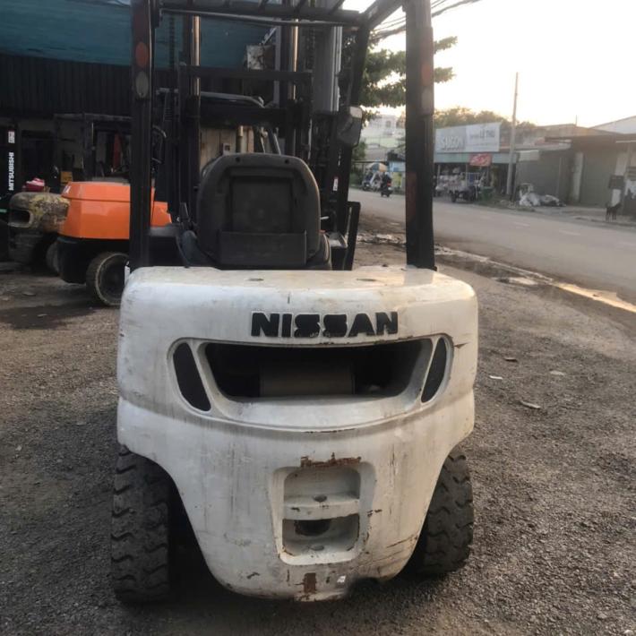Xe nâng Nissan 2 tấn 5