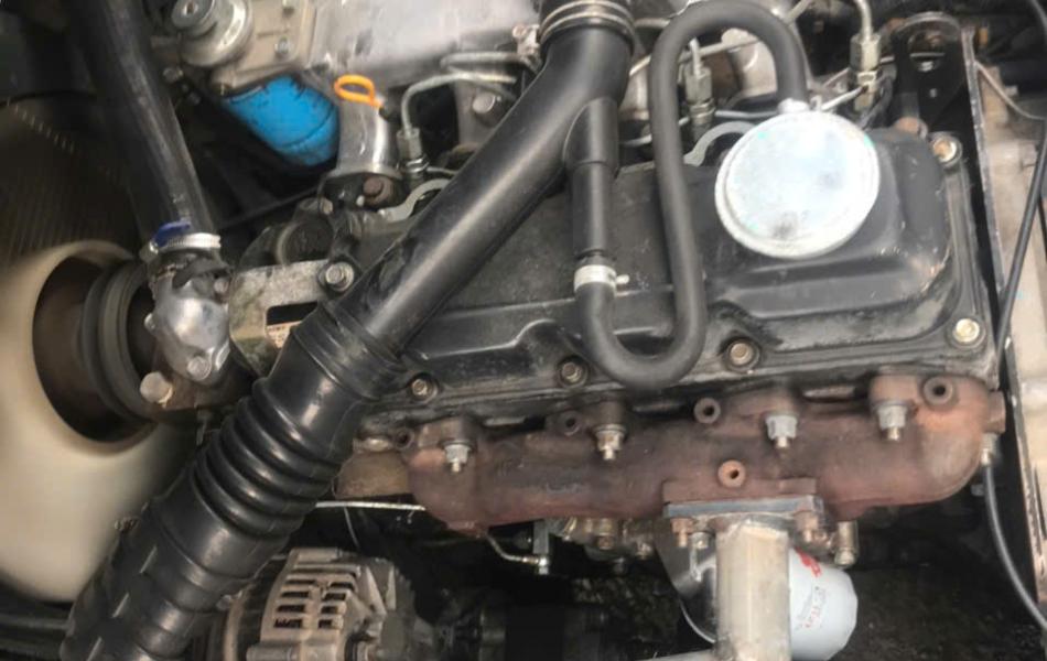 Xe nâng Nissan 2 tấn 
