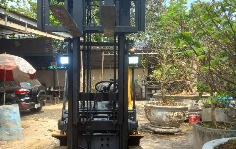 Xe Nâng TCM 2 Tấn 5-3 Mét