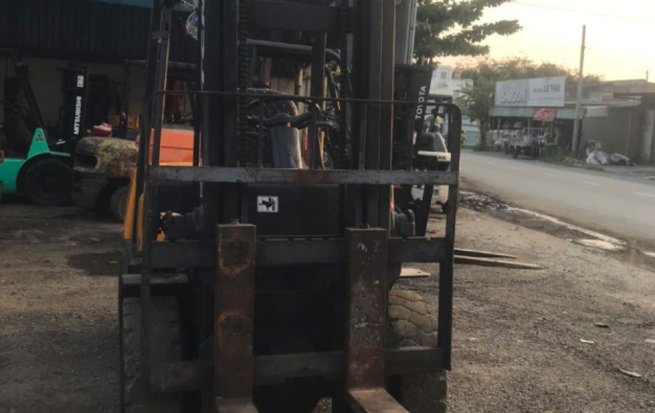 Xe Nâng TCM 3 Tấn