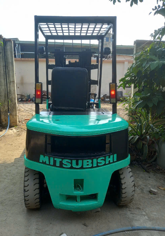 Xe nâng Mitsubishi 2 tấn