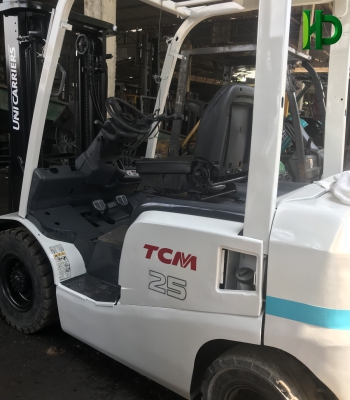 Xe nâng hiệu TCM Trọng tải 2 tấn 5 1