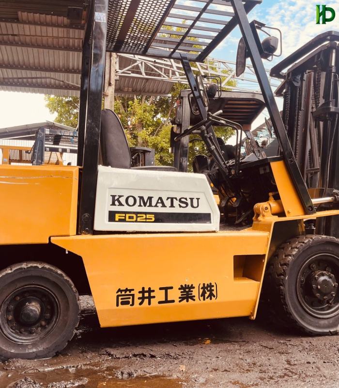 Xe nâng hiệu Komatsu hàng mới về